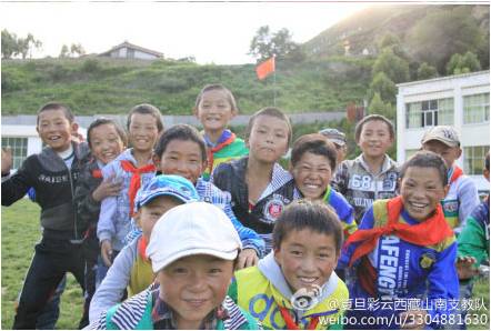 7��14�������⵽�����·�����ٹ���֮��6�������(f��)����W(xu��)����֧�υf(xi��)����֧��꠽K�ڵ��_���`������ɽ�ϼӲ�h�����l(xi��ng)����С�W(xu��)��֧�̹�������չ�_���D��ȴ����r��С�W(xu��)��������ӭ��꠆T���ĵ�����