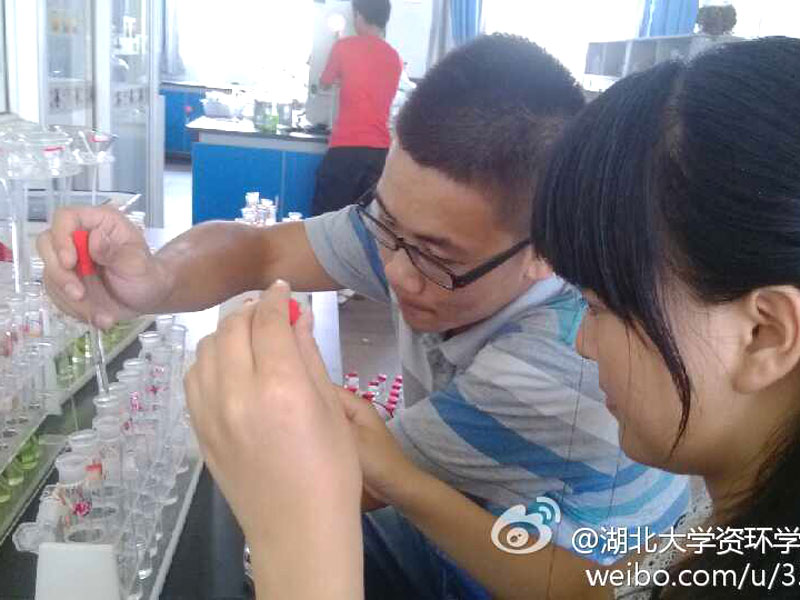 7��30�գ�������W��׷�����F꠵ĺ��ڙz�y�����M��β��ؓ؟�˽�B���@����꠆T��������ꖳ��l(f��)������Ϧꖻؼҡ��mȻ���࣬��꠆T�����ţ�Ŭ���������M���҂�������ĸ�H���������һ����׃��Խ��Խ�á�