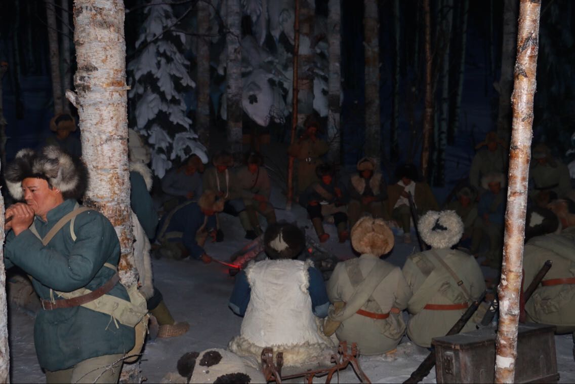 ���š�һ�ˡ��o���^�ȷ�ӳ����ʿ��η������Ӣ�¿������龰Ϟ��Ⱥ����ꑼӽ� �z��