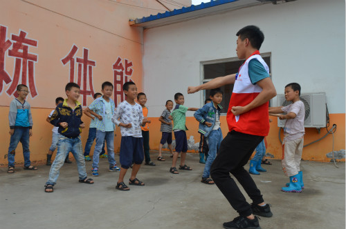 �x�ЌWԺ�tʮ��ů��־Ը����꠵�ɽ��ʡ�����н��ڿh��Ȫ�l־Ը���գ����Ȫ�l�ĺ��ӂ��_�O��ȭ���n�����g�n�������w�|�����M��������ȫ��lչ��