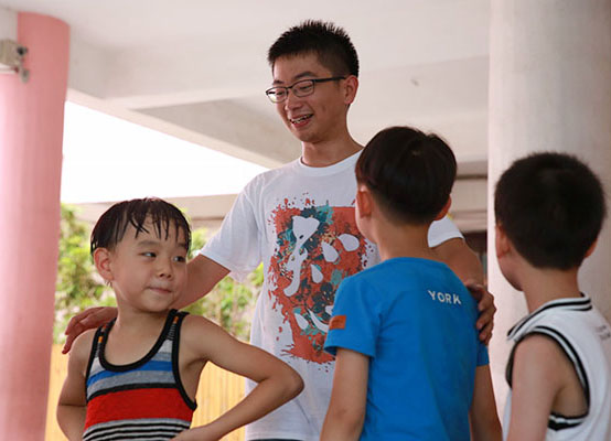 ���ݴ�W��֪�Ľ�㡱����������`꠵��㽭�������_չ֧�̻�ӣ��鮔���l����С�W���ռ��W��ƥ�˽������D��־Ը��ٝ�S���ӂ���