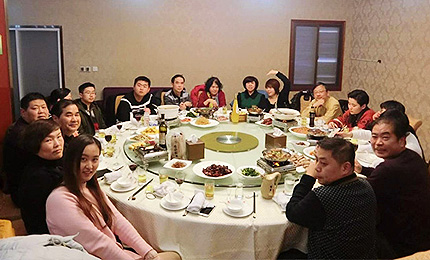 ���İ�̎�����l(xi��ng)���ҵļ��l(xi��ng)�������ھW(w��ng)���´����L(f��ng)���(d��ng)������(sh��)�������Ը��صľW(w��ng)��ͨ�^�R�^�����ֺ�΢ҕ�lӛ����Լ��ڼ��l(xi��ng)����Ҋ�������@Щƽ��(sh��)�Ľ�����������֟o���B͸������Đۡ����^��ÿһ�c(di��n)΢С��׃�������ǰl(f��)�����l(xi��ng)�H��߅�Ĵ��������ܽo�l(xi��ng)�H���������ī@�øУ��͌��Լ����l(xi��ng)���Ժ����M�㡭��Ԕ��(x��)�� 